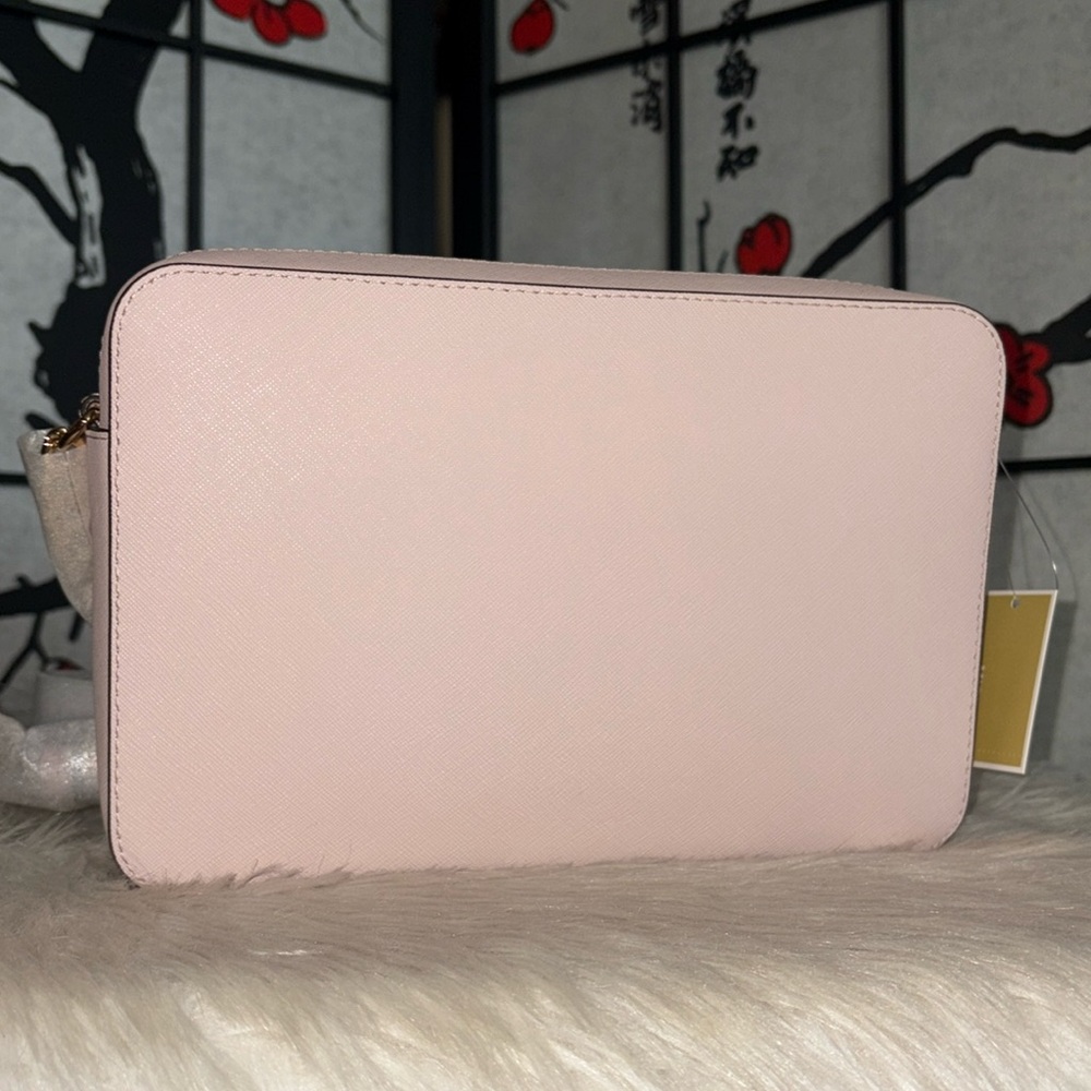 Michael Kors JET SET ITEM Lg Crossbody/JET SET TRAVEL Lg 3Qtr Zip Wallet 2pc Set - Picture 3 of 7